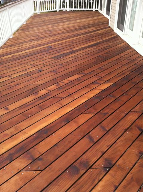 Freshly stained deck by Jewell Painting